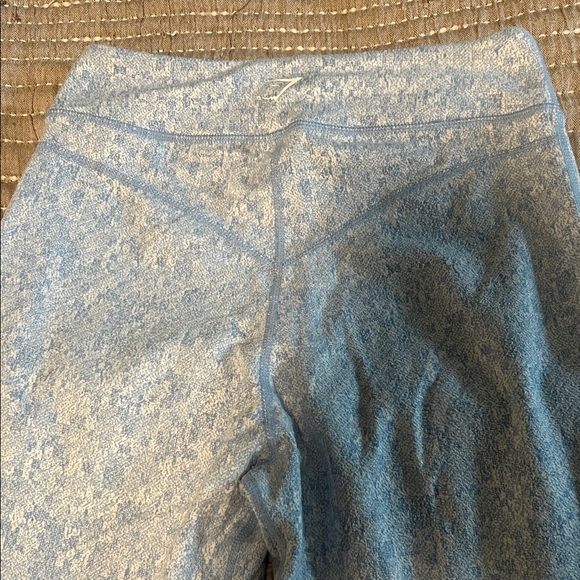 Gymshark Blue Patterned Leggings - Picture 4 of 4